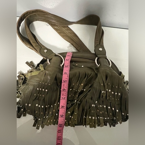B. Makowsky Olive Fringe Shoulder Bag - Picture 10 of 13